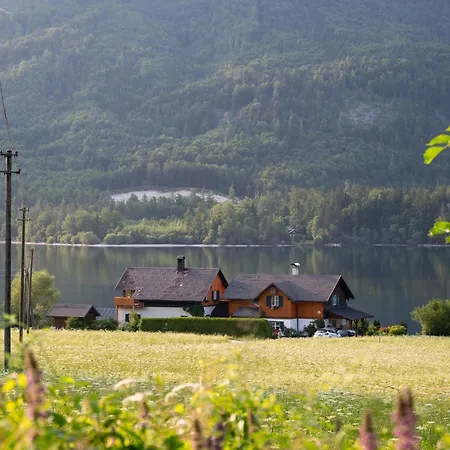Haus Seegarten グルントルゼー